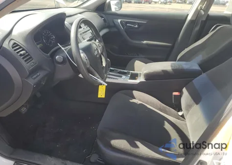 2013 Nissan Altima 2.5 z USA, uszkodzony, nr VIN 1N4AL3AP8DC217802